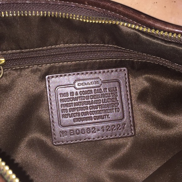 Coach Handbag. - Picture 4 of 6